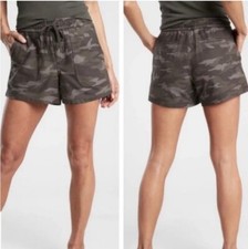 ATHLETA Camo Farallon Short 566687 Comfort Size 4
