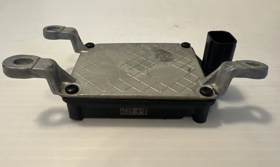 Sensor de distancia de control de crucero Nissan Murano 2019-2024 28438-9UF8A OEM K0116 Foto 3 de 4