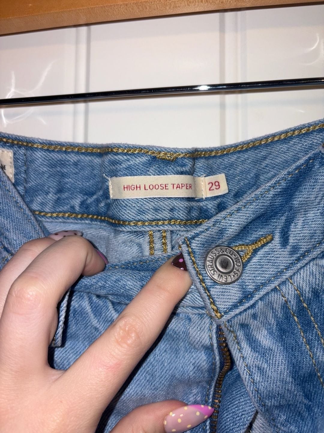 Levi's High Loose Taper Women's Light Wash Denim Jeans, photo 4