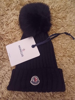 Good MONCLER knit hat with pom pom BERNE