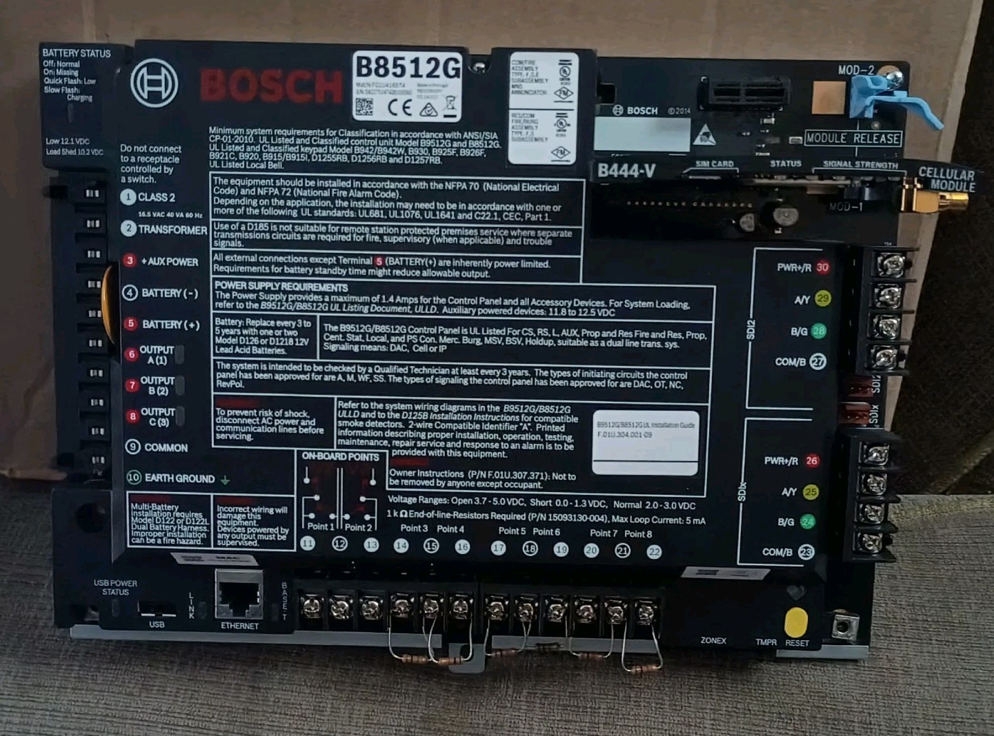 BOSCH B8512G IP Control Panel