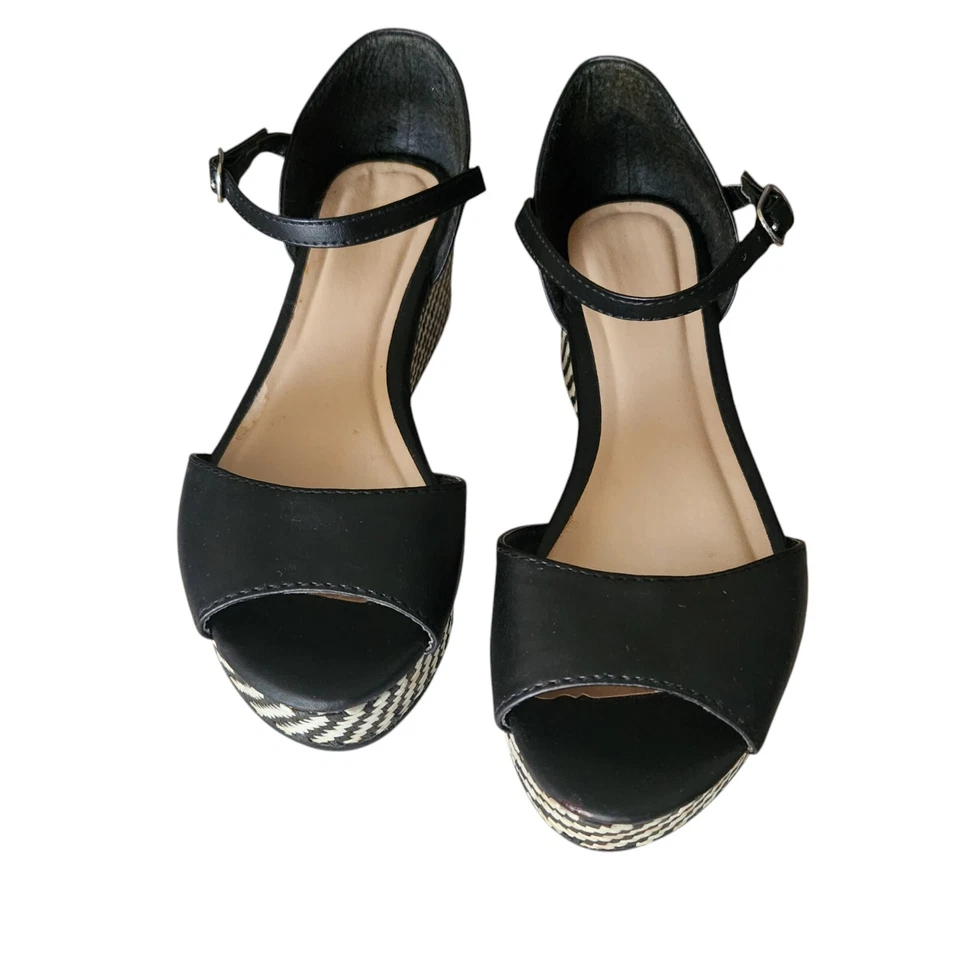 Sandalias Avon para mujer con patrón de cuña peep-toe hebilla correa talla 6 Foto 2 de 4