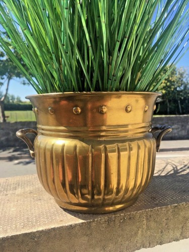VINTAGE REEDED BRASS FAUX STUDDED PLANTER FLOWER PLANT POT BOHO 60'S 70S ANTIQUE - Picture 2 of 12