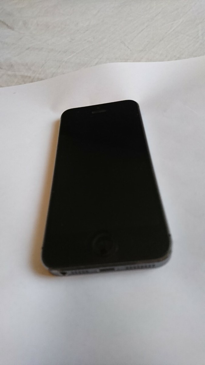 iPhone 5s 未使用　32GB Apple IPhone 5S A1457 Single-SIM 32GB + 1GB Silver Factory