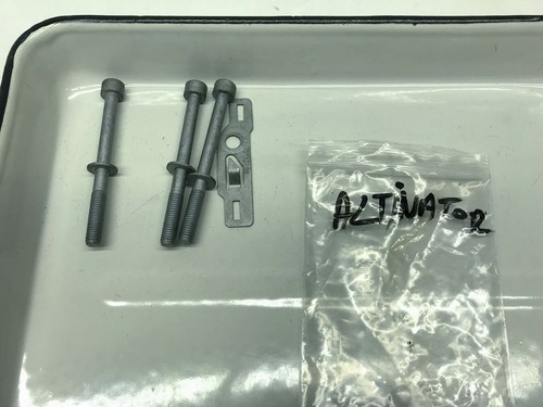 BMW K1300R Lichtmaschine Schrauben Alternator Generator Mounting Bolts (3) 10'