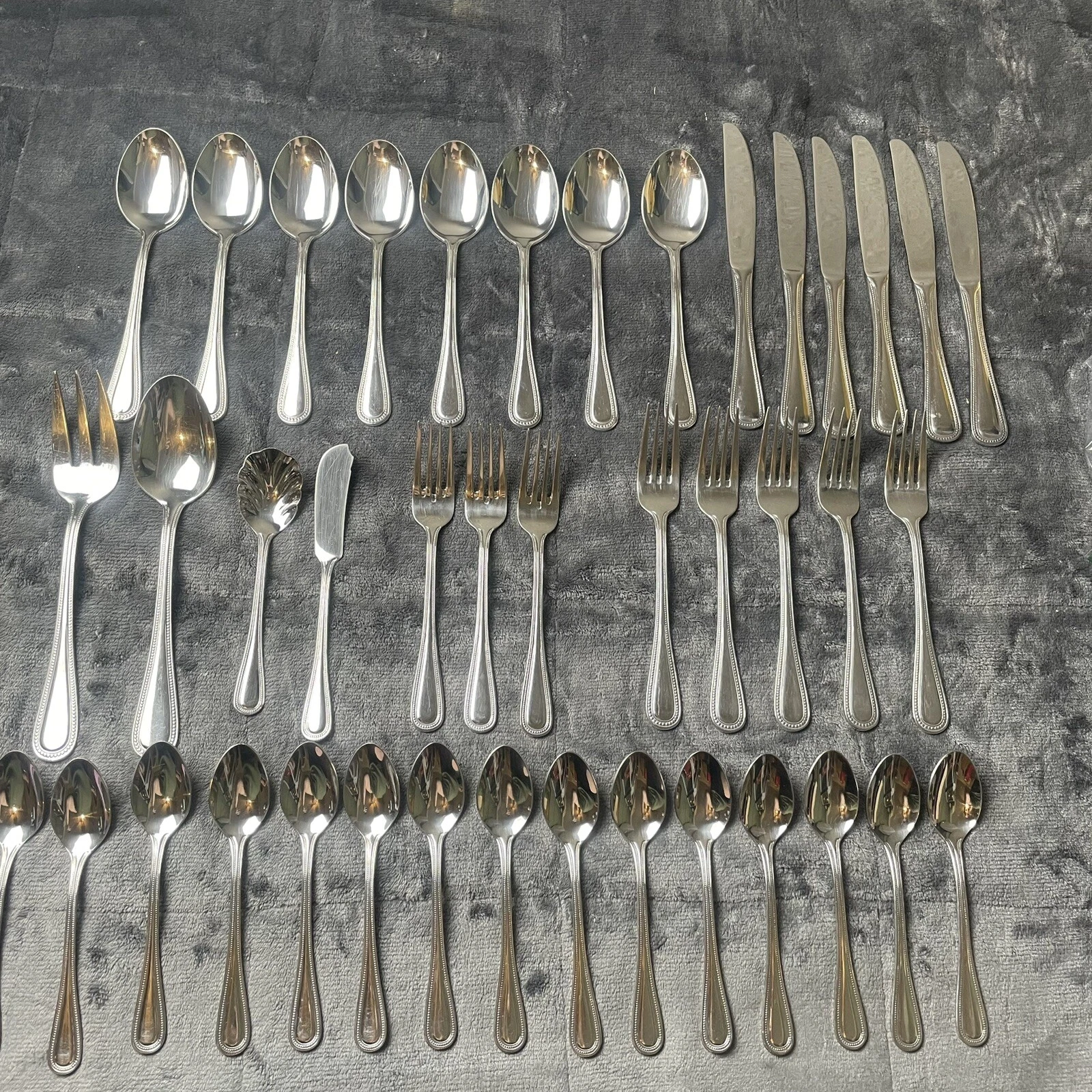 41 Pc Wallace Royal Beaded 18/10 Glossy Stainless Steel Flatware W/Serving Korea