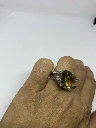 Golden 29.33 Carat Lemon Quartz Wiccan Moon 925 Sterling Silver Solitaire Ring - Picture 4 of 8