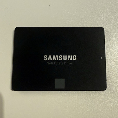 Samsung 870 EVO 4TB Interne SSD 2,5 Zoll SATA III V-NAND 4GB Cache NEW! 100%!