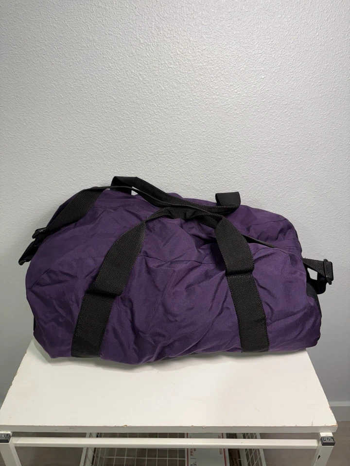 Mini Bolso de Lona Gimnasio De Colección Hecho en EE. UU. JanSport Púrpura Fin de Semana Foto 3 de 4