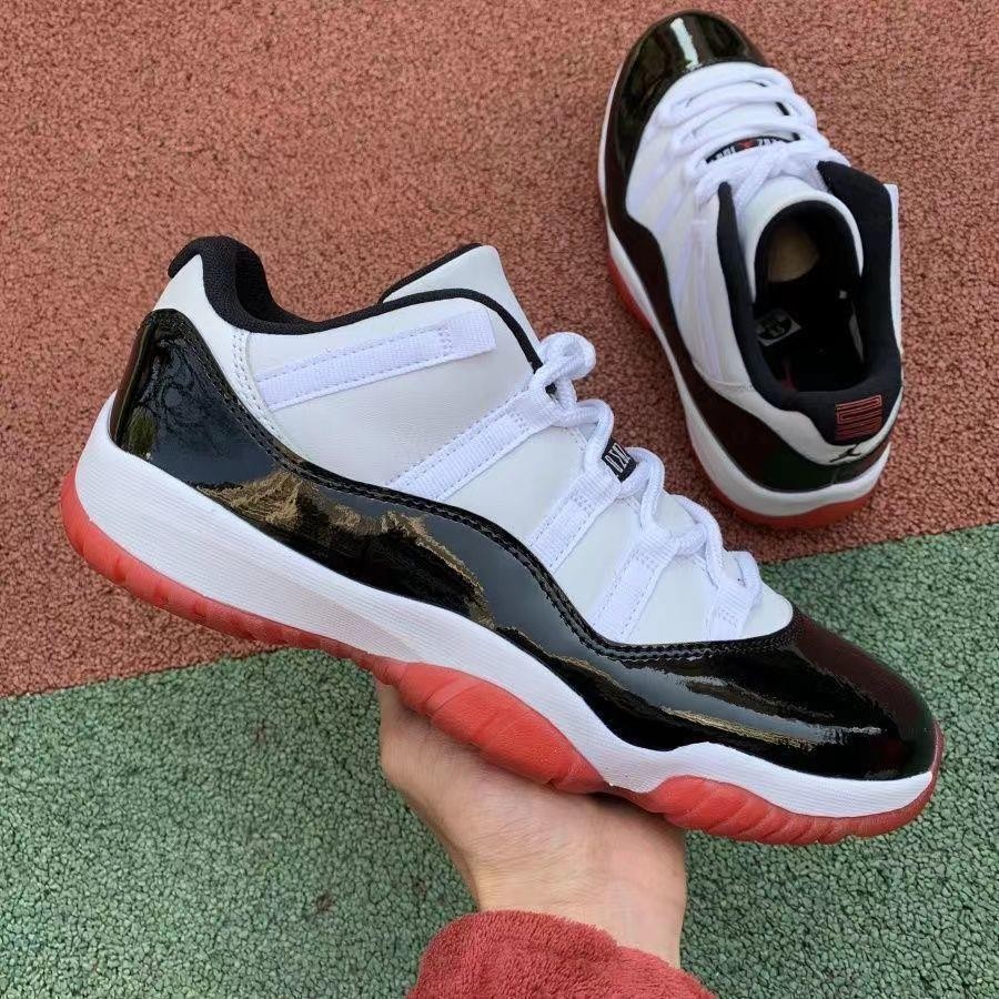 シューズ(男性用) Nike Air Jordan 11 Low Amazon.com | Nike Men's Jordan 11 CMFT Low Basketball Shoes