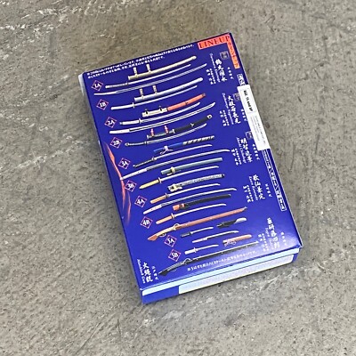 FT60625: F-Toys Samurai Lord`s 1/12 & 1/8 Katana Swords (Blind box