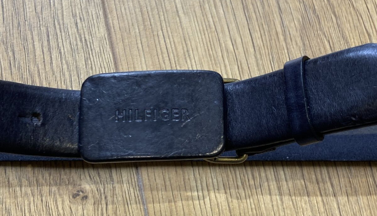 Tommy Hilfiger Vintage Y2K Black Leather Belt, Size 32", (80 cm). + Box 9
