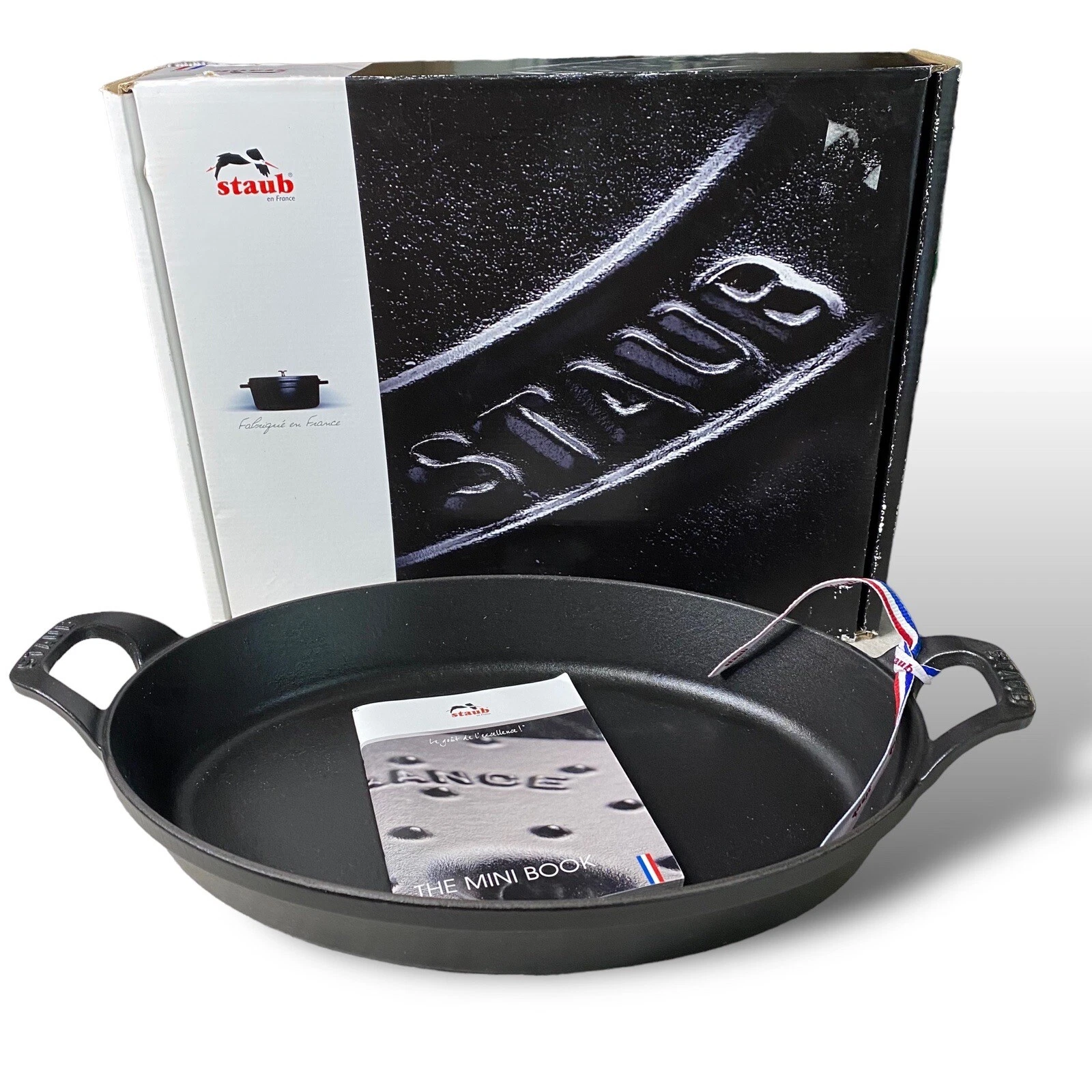 STAUB Cast Iron Oval Baker Roasting Pan 32 CM 2 1/4 QT Stackable Black/Teal