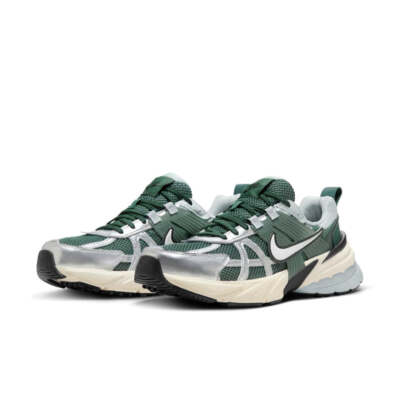 NEW Nike V2K Run Vintage Green White Silver HJ4497-300 Men's Sz