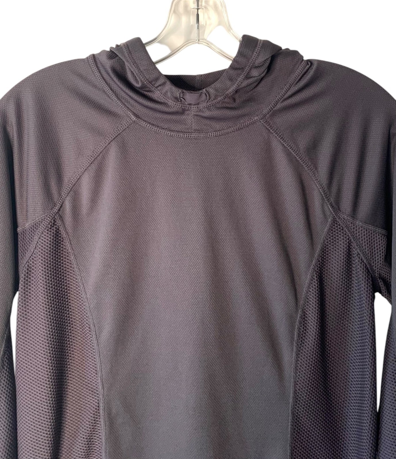 FABLETICS Solid Gray Alecia Lightweight Hooded Pe… - image 2