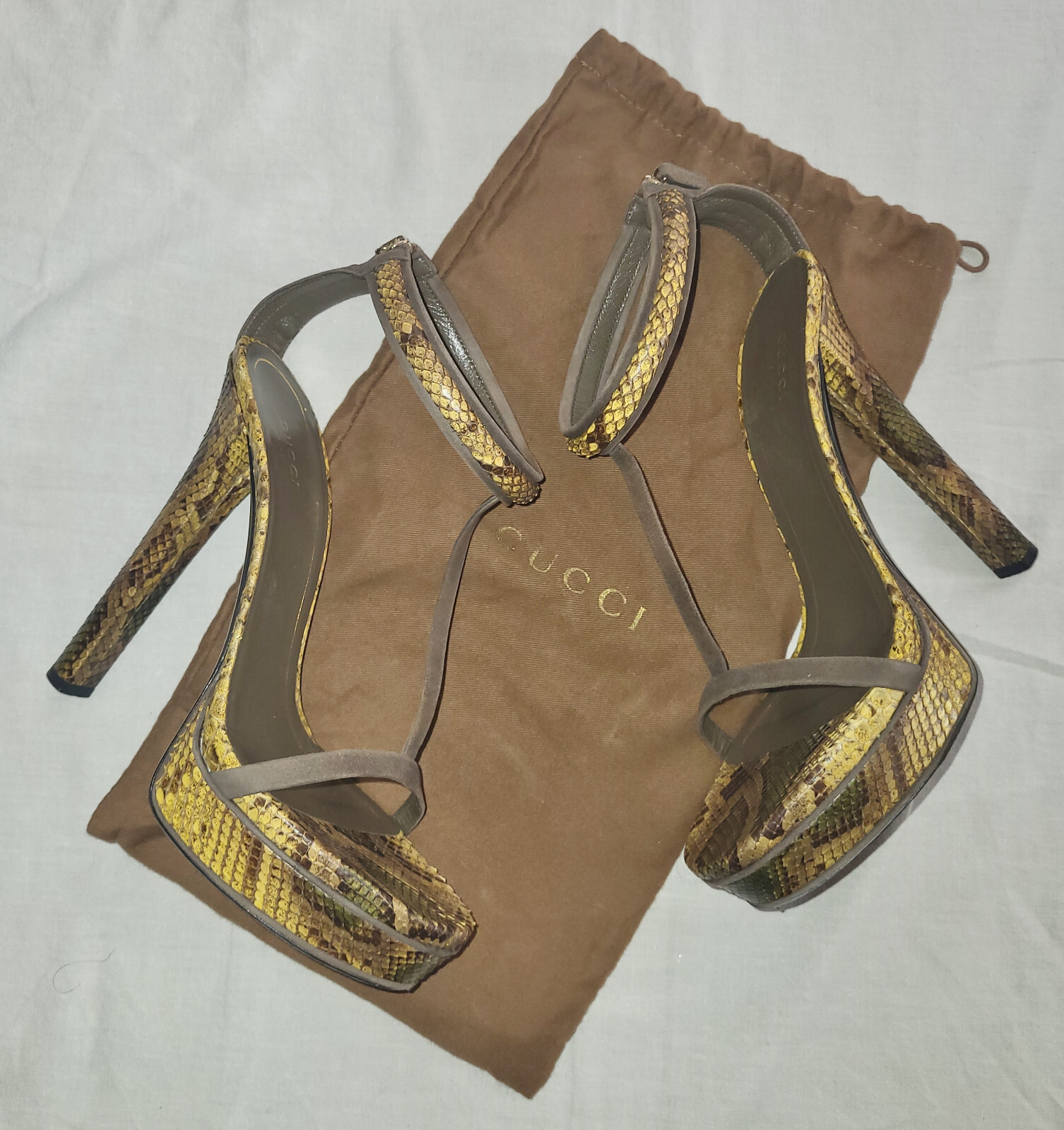 GUCCI ~  real PYTHON snakeskin open toe sandals ~… - image 3