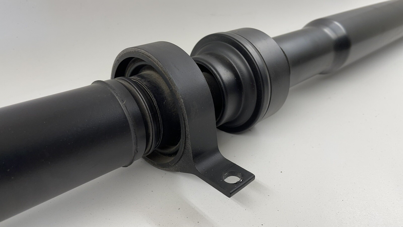 14-22 MASERATI QUATTROPORTE RWD DRIVESHAFT DRIVE SHAFT PROPELLER 670039452 OEM