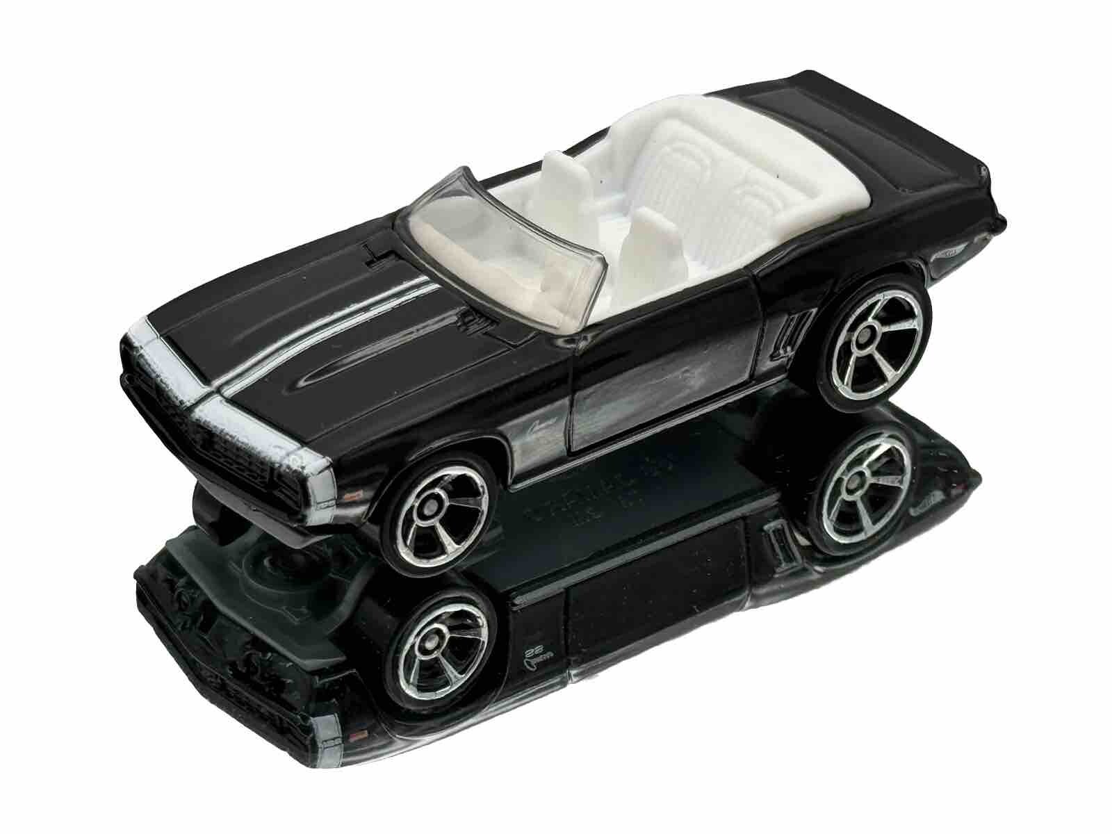 HOT Muscle Mania Hot Wheels 69 Camaro Hot Wheels 2022 HW