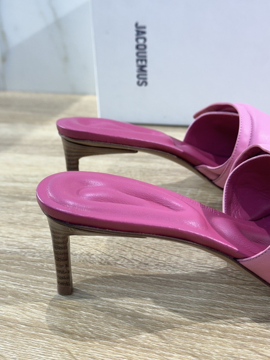 サンダル・ミュール JACQUEMUS Women Sandals 223FO035 PINK Jacquemus Sandale Frauen Les Mules Schwimmbad Leder Pink