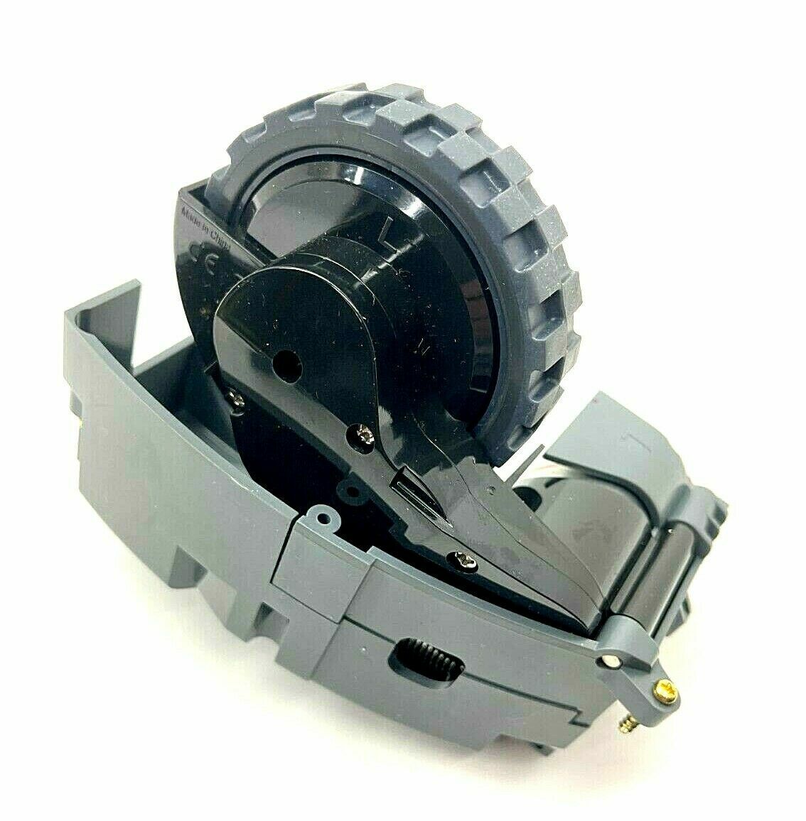iRobot Roomba 960 WiFi Connected Mapping Vacuum Cleaner