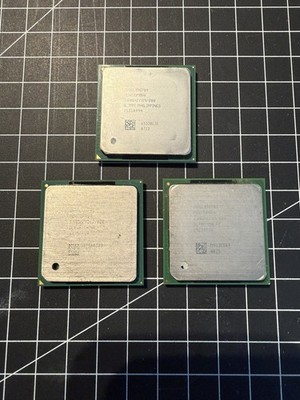 Konvolut Intel Pentium 4 3.00 2.80 2.40 GHz SL6WH SL79K SL7PM Retro CPU PC P4