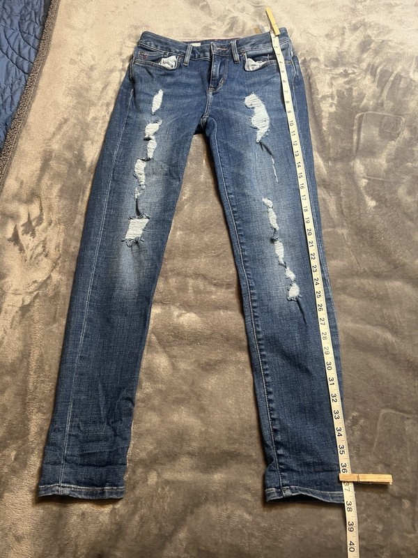 Gigi Hadid Jeans