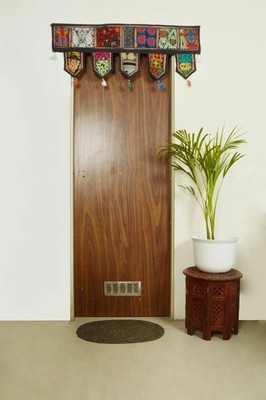 Schwarze Farbe Traditionelles Design Home Dekorative Tür Hängende Bandarwal...