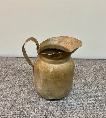 Small metal old Pen CUP PITCHER cream paper clips vintage rustic cabin decor KT - Picture 7 of 12