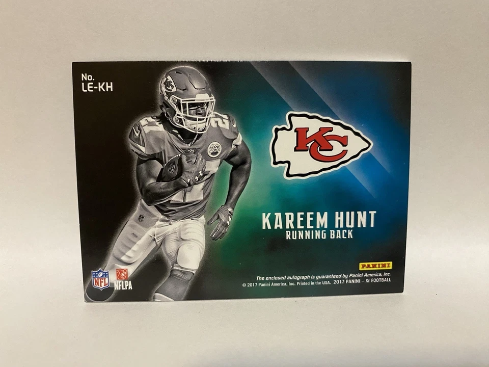 2017 Panini XR Luminous Endorsements Blue /49 Kareem Hunt Rookie Auto RC Chiefs - Image 2 of 2