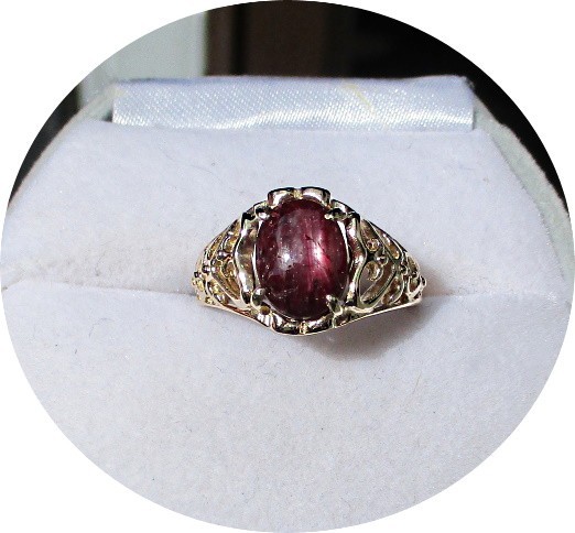 STAR RUBY Ring - Six Pointed Star – 14k Solid Yel… - image 1