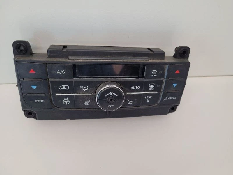 Dodge Caravan 2011-2020 control automático de temperatura CA tablero delantero Foto 2 de 4