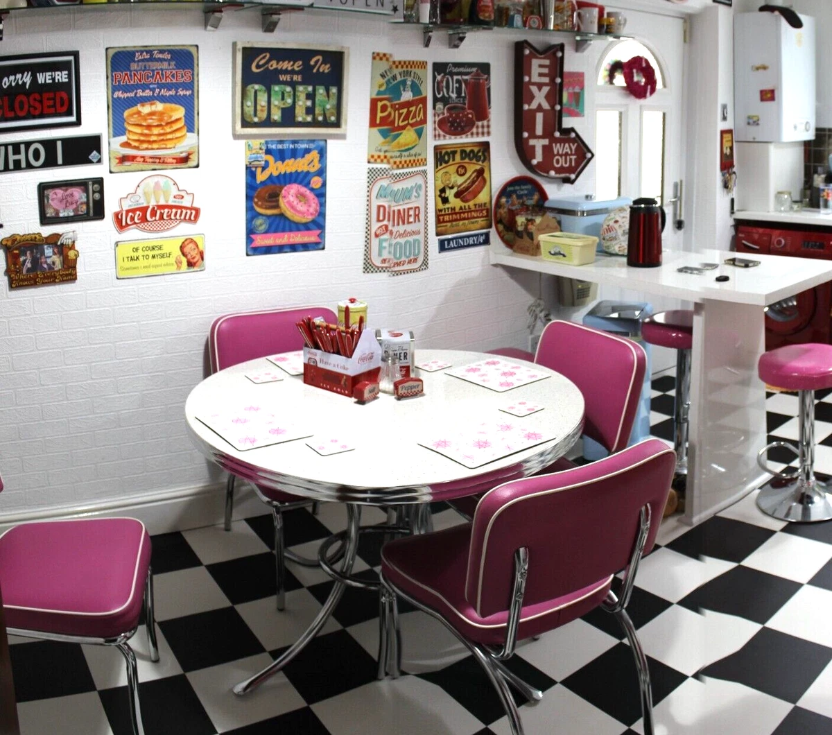 America style Round 50s Diner Kitchen Table and 4 Chairs 106 cm