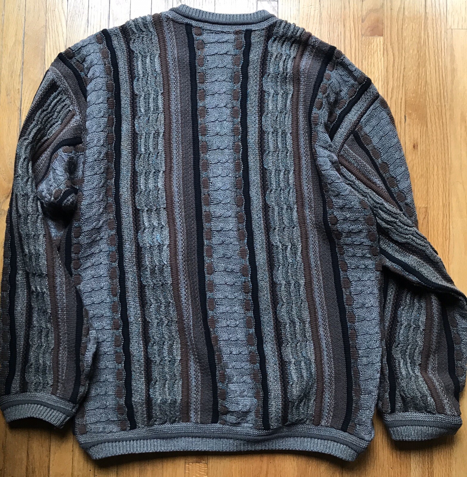 xlt sweater