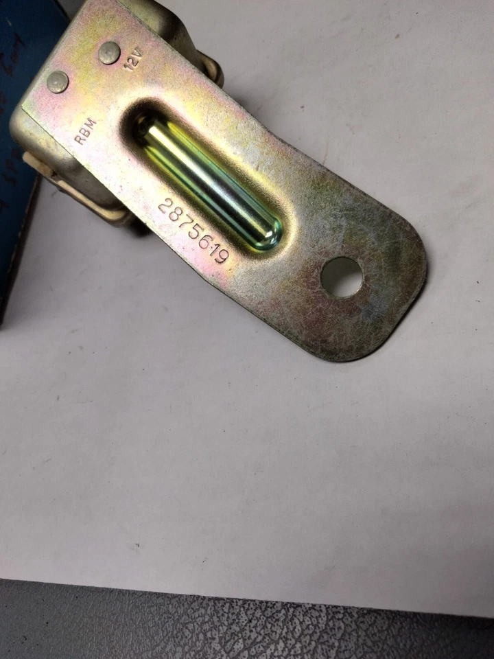 Relé de arranque Mopar NOS 69 Fury, Dodge Polara/Mónaco, Chrysler NP. (con Man.Trans) Foto 2 de 2