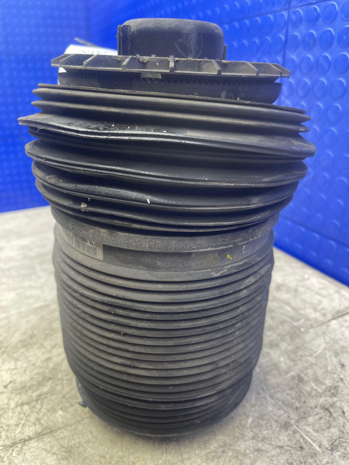 2017-2022 MASERATI LEVANTE OEM REAR RIGHT LEFT AIR SUSPENSION SPRING BOOT
