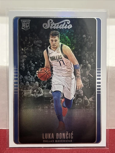 2018-19 Panini Chronicles Studio Luka Doncic #296 Rookie RC Dallas Mavericks