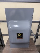 SQUARE D 82254 200 AMP NON-FUSED DOUBLE THROW SAFETY SWITCH 2 POLE 240 VAC, 200A