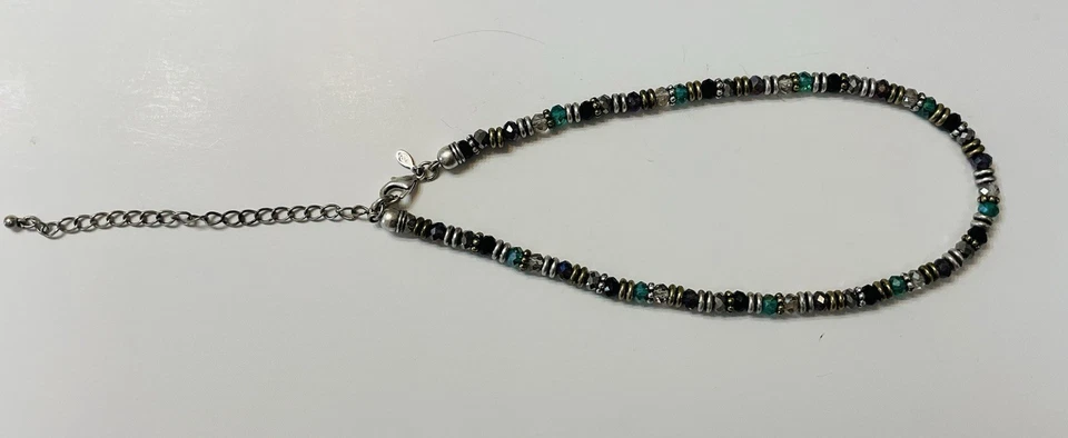 "Collar Premier Designs de latón plateado con gemas finas y cuentas de vidrio de 16"" con 4"" de extensión" Foto 2 de 4