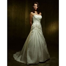 Casablanca Bridal  Strapless Beaded Wedding Dress Bridal Gown 1870 Size 12