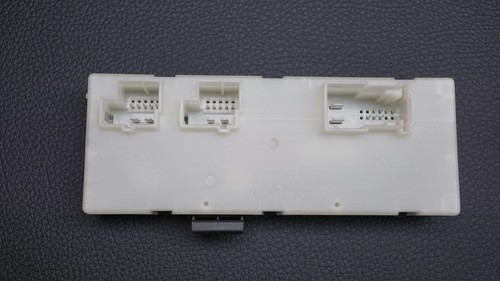 OEM BMW G-SERIES TAILGATE CONTROL UNIT MODULE ECU 8739634 / 61358739634 - Picture 6 of 6