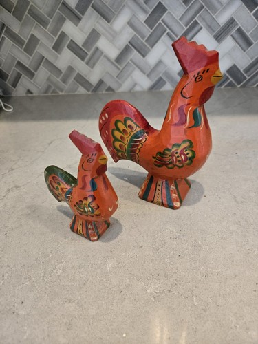 VTG Swedish Dala Roosters set of 2 - 7"x5"