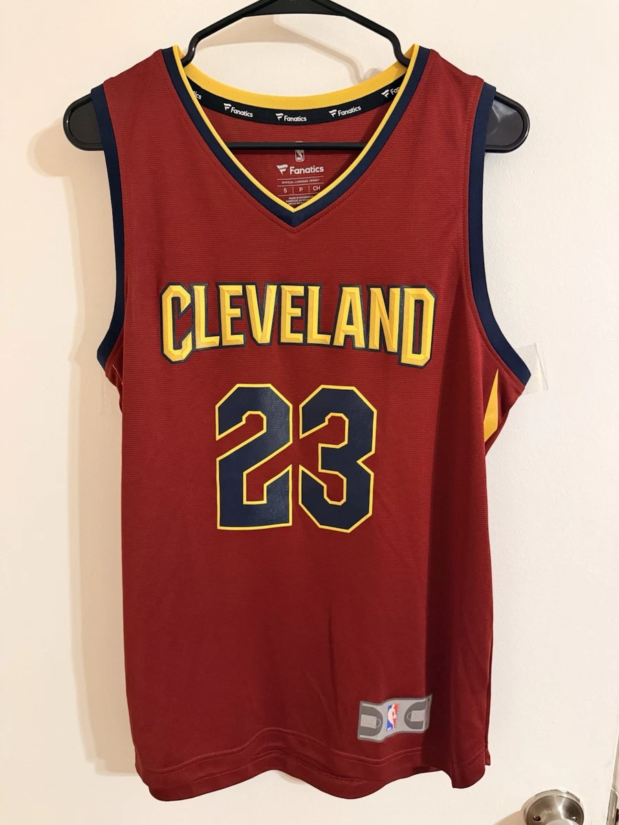 Preços baixos em Cleveland Cavaliers LeBron James NBA Camisas