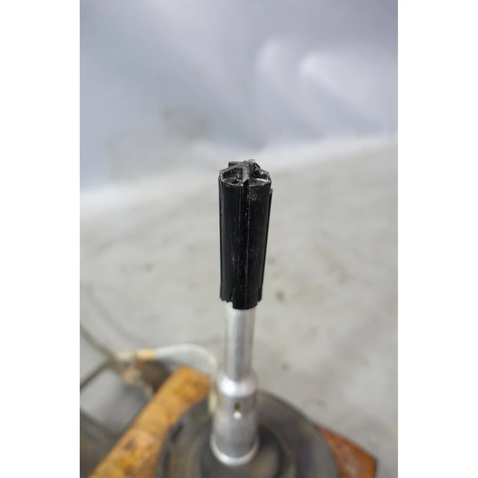 1983-1985 BMW E28 528e conjunto de câmbio para transmissão manual com botão fabricante de equipamento original - Imagem 4 de 4