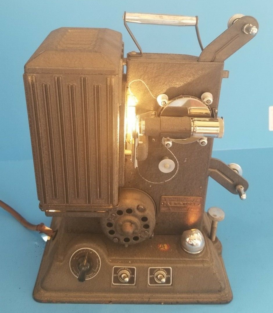 Lampe LED Déco Vintage - Projecteur Keystone 8 Mm Transformé (années 40)
