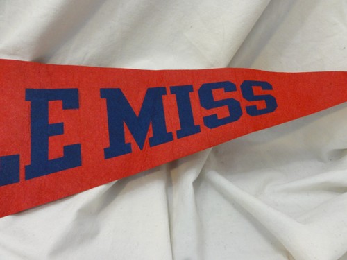 Vintage Ole Miss Rebels ~ Col. Reb ~ Felt Pennant ~ Univ. of Mississippi ~ 70's - Picture 4 of 10