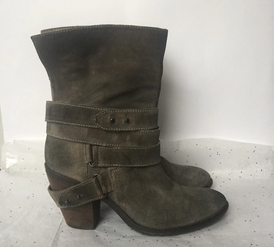 Janet & Janet Taupe Gray Suede Pull on Mid Calf Ankle Strap Boots - Size 38.5 - Image 3 of 4