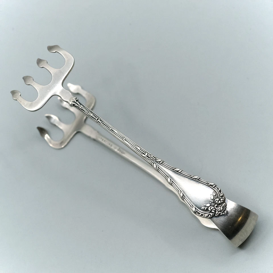 Pinzas de sardina victorianas Madame Royale de Durgin de plata de ley de 4 5/8" sin mono Foto 2 de 4