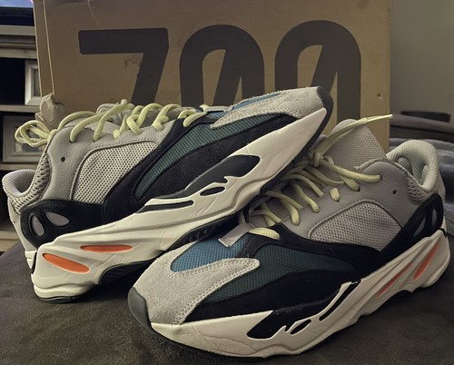 yeezy 700 size 12