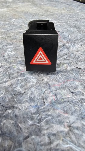 Schalter Warnblinker VW 6Q0953235 9 N Polo 1.2