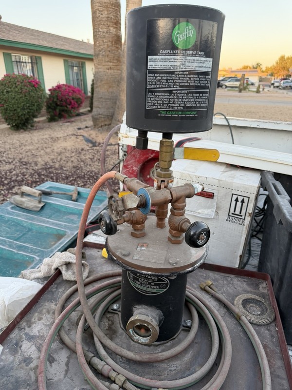 Gas Flux Reservoir Tank Complete